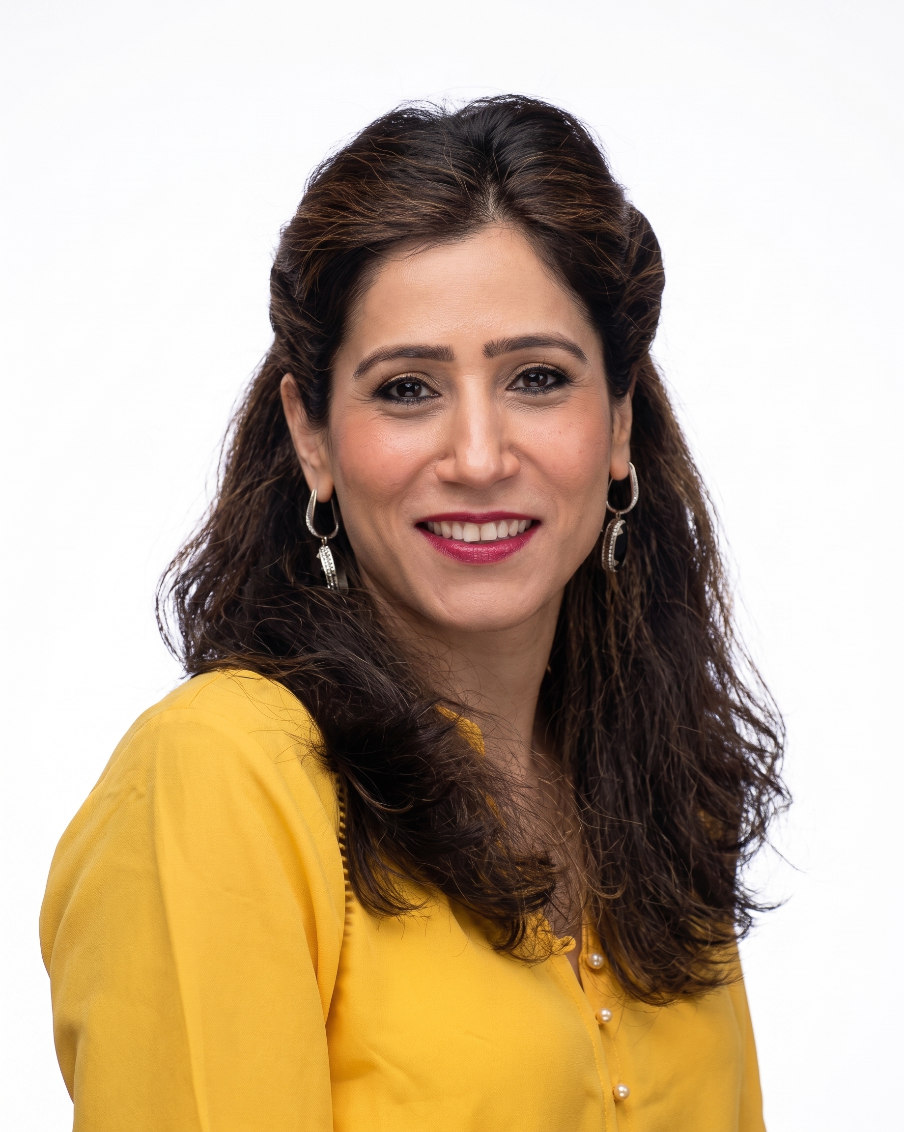 Noushin Shakeebai